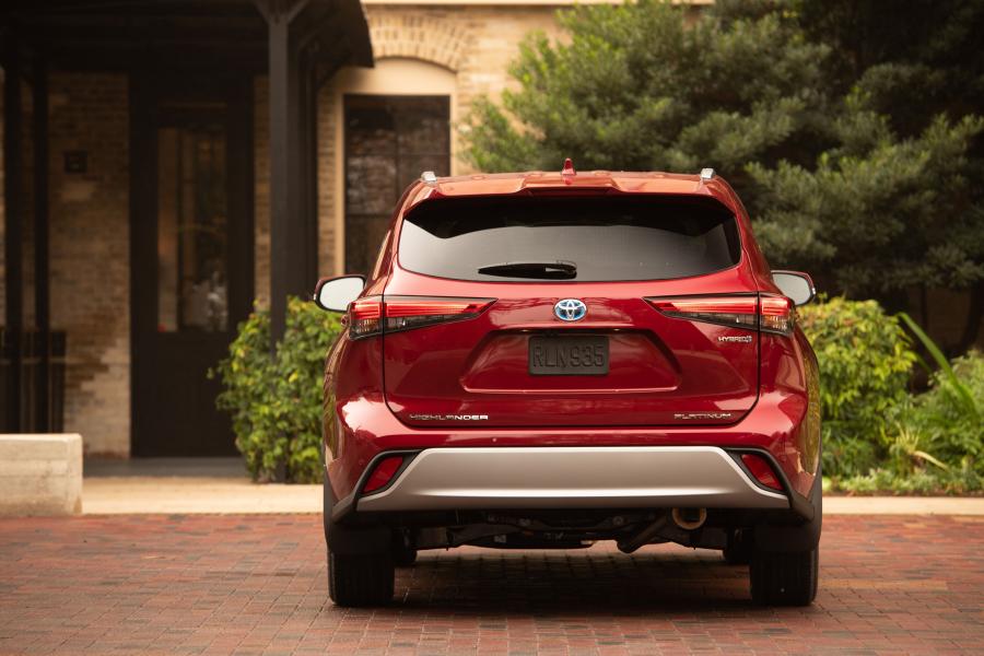  Toyota Highlander Hybrid Platinum AWD 2019 года  (фото 2 из 67)